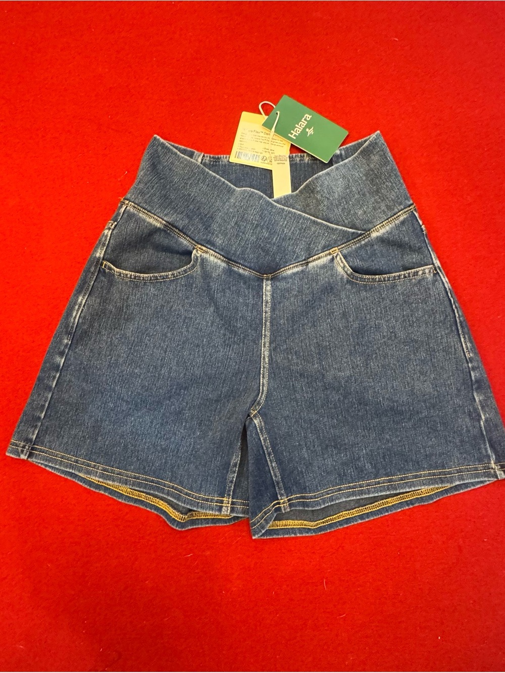 HALARA Dark Blue V-Waist Denim Shorts
